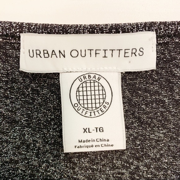 Urban Outfitters Sparkly 90s Silver Wavy Crop Top - Picture 5 of 6